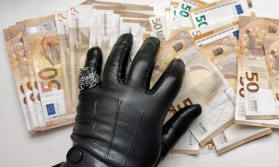  ‣ adn24 napoli | vendevano banconote e monete contraffatte tramite canali telegram: 4 arresti