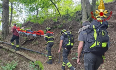  ‣ adn24 genova | escursionista scivola nel dirupo, soccorso dai pompieri