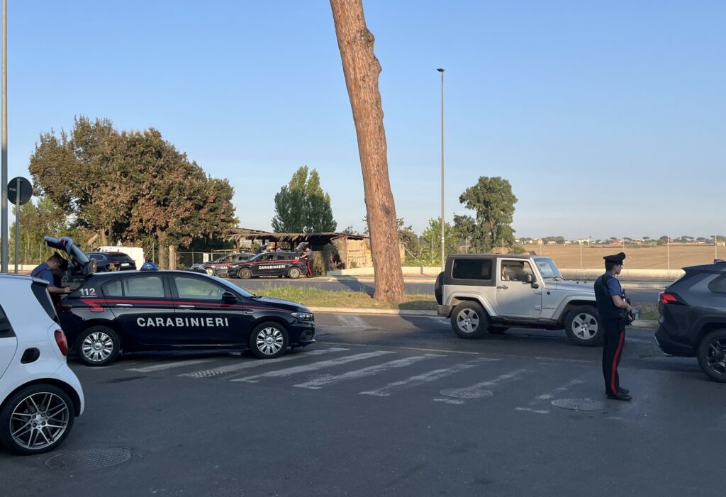 ostia-controlli-dei-carabinieri-2 ‣ adn24 controlli straordinari carabinieri roma e provincia