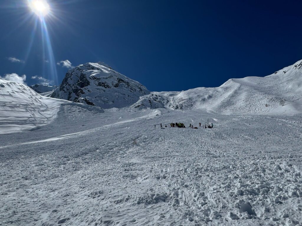tragedia sul ghiacciaio presena: scialpinista tedesco muore travolto dalla valanga. video ‣ adn24 27