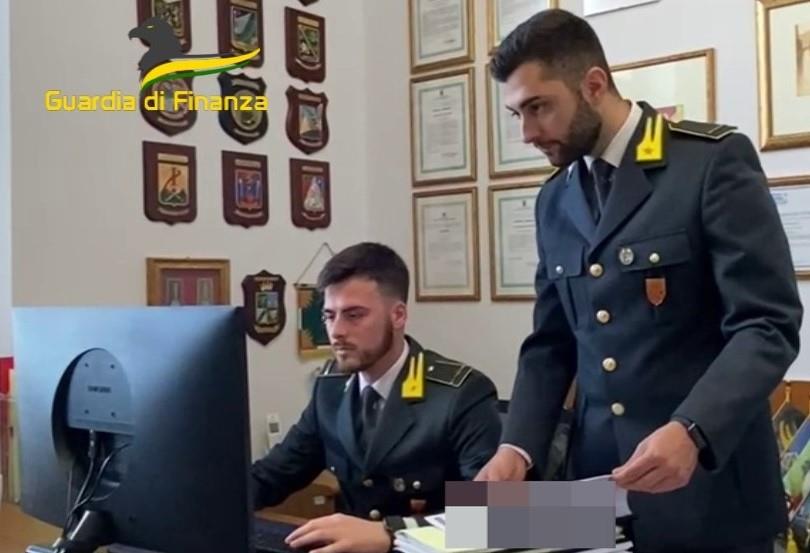 guardia di finanza di vibo valentia: sequestro di beni per 60.000 euro per reato di peculato ‣ adn24 01