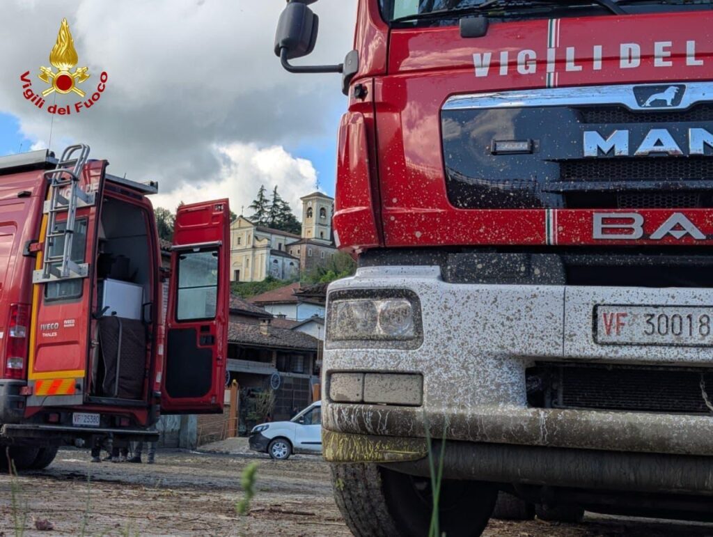 maltempo, l’emergenza rientra: ecco le immagini dei danni lasciati in città. le foto ‣ adn24 07