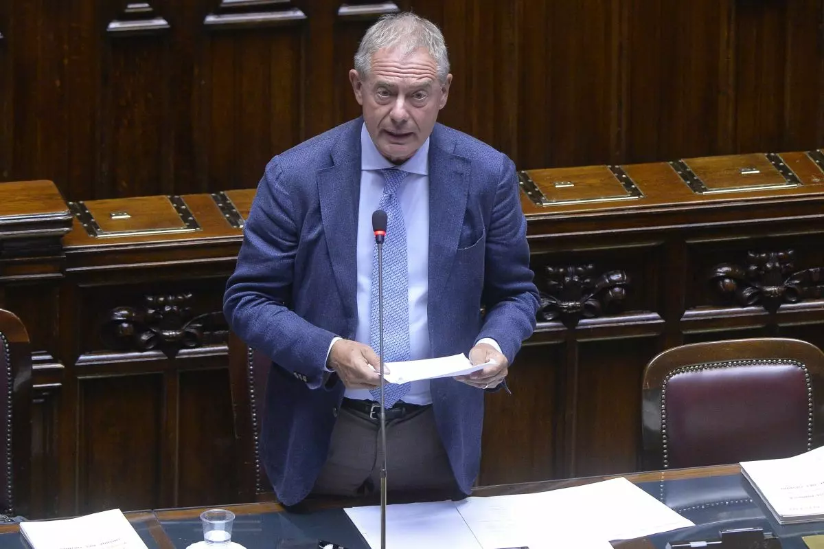 dazi, urso “nostra bussola è unire, ue sia coesa per il negoziato” ‣ adn24 15