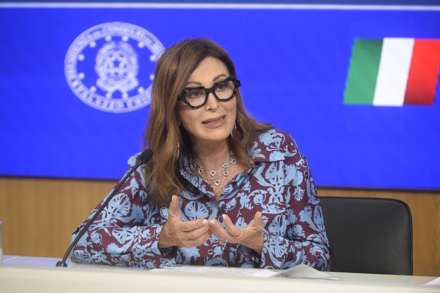 “Staff House”, pubblicato in Gazzetta il decreto attuativo, Santanchè: “Il Governo conferma la sua attenzione verso i lavoratori”