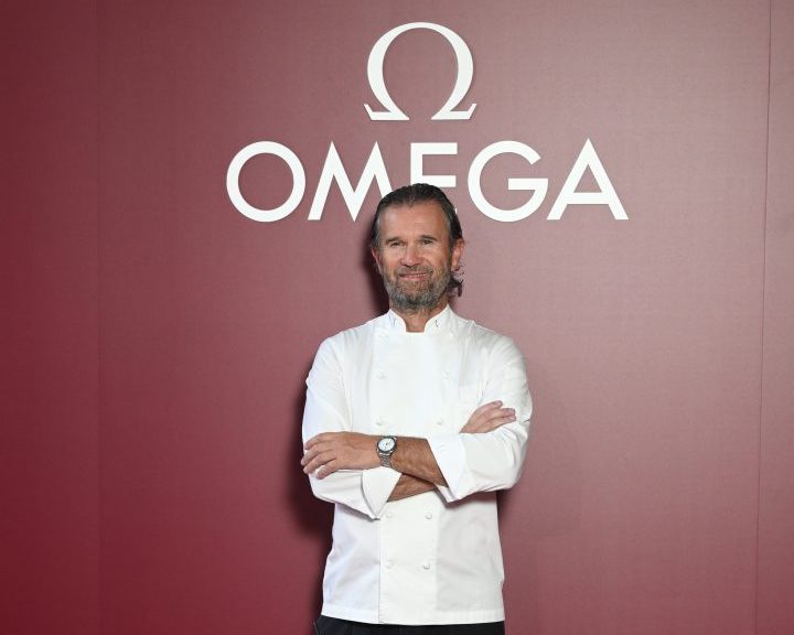 Sei stelle Michelin all’attivo, uno degli chef più celebri d’Italia: Carlo Cracco compie 60 anni
