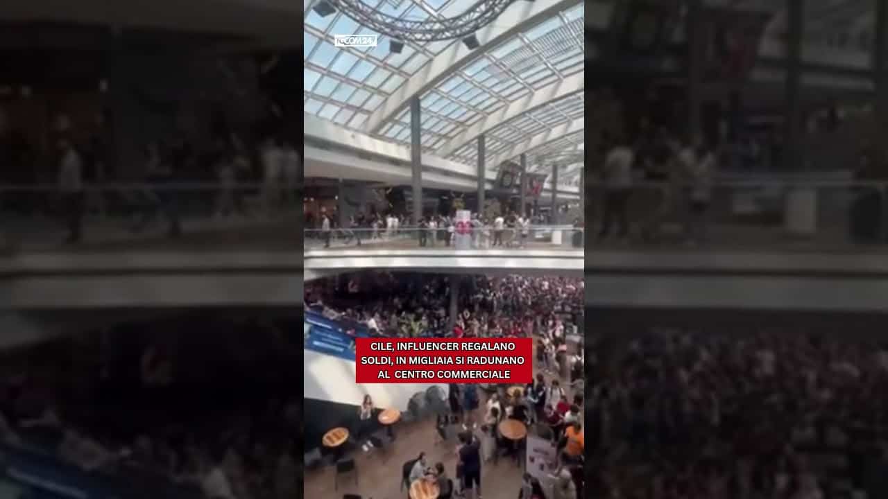 Pioggia di banconote a Santiago: influencer regalano soldi e scatenano il caos nel centro commerciale