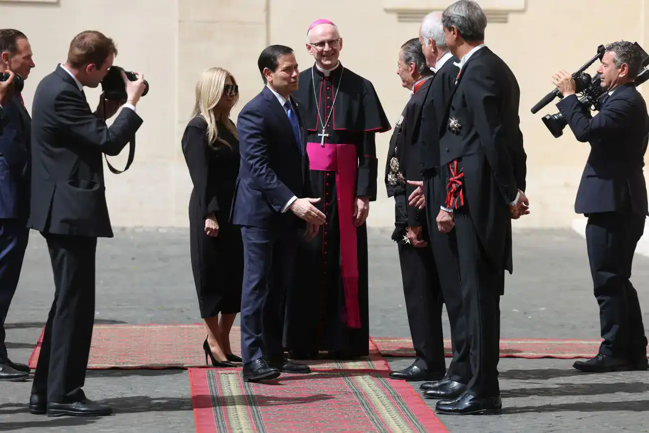 Rubio a Roma, arrivato in Vaticano per l’incontro con Papa Leone XIV