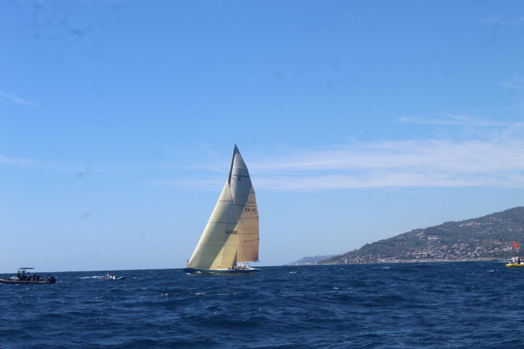 img_9486 ‣ adn24
