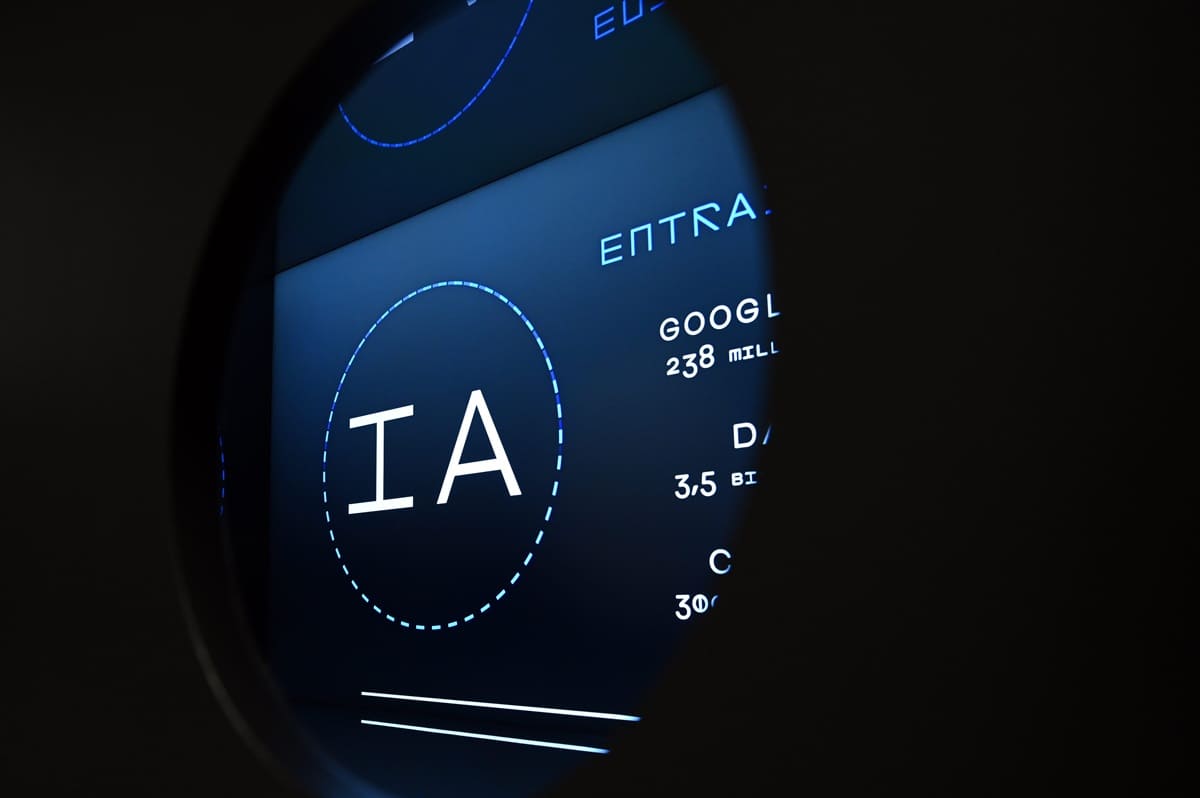 L&rsquo;Italia riduce il divario con l&rsquo;Europa nell&rsquo;utilizzo di internet, l&rsquo;intelligenza artificiale leva per la sicurezza