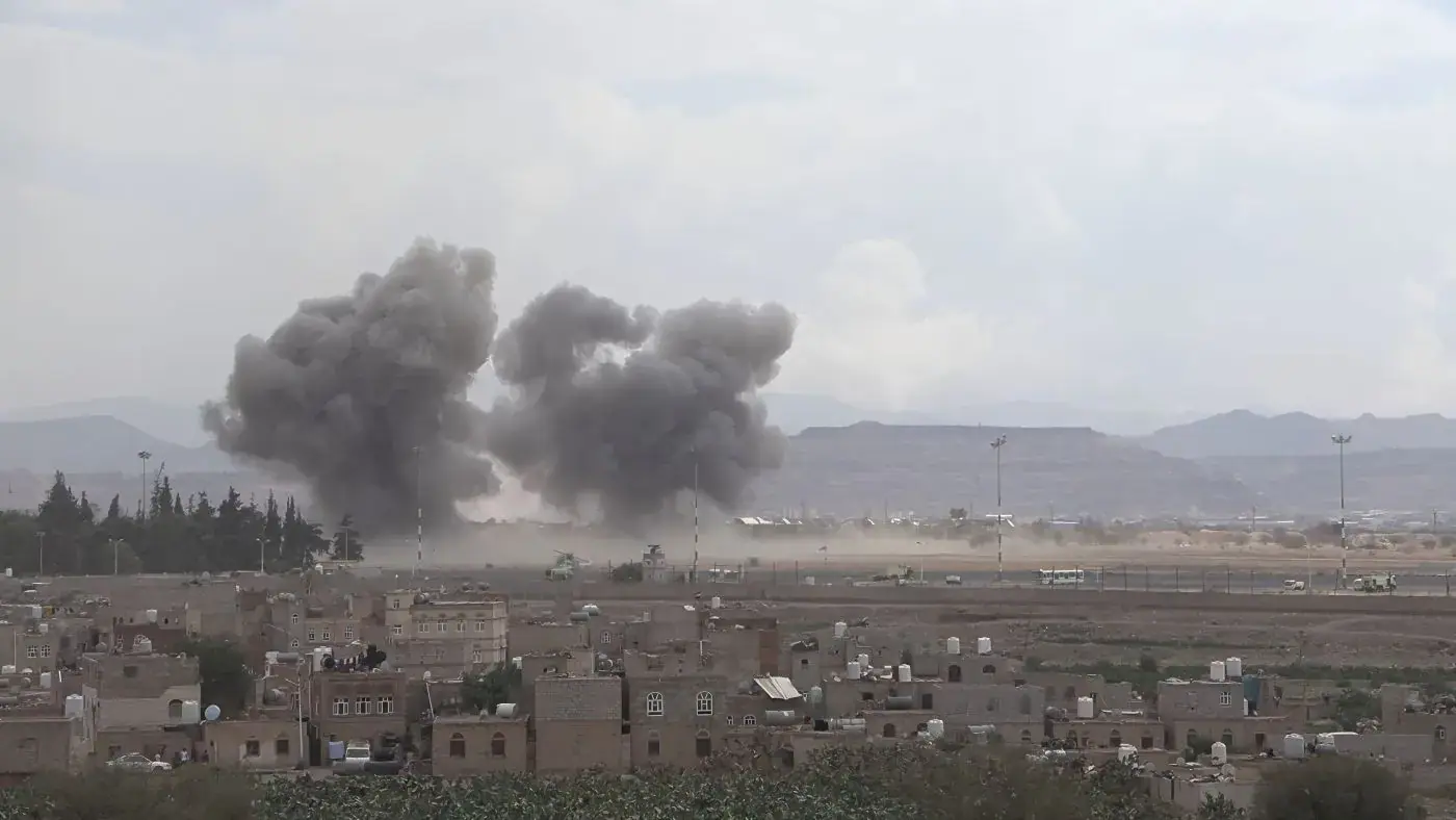 Yemen, le forze armate riconquistano posizioni e colpiscono gli Houthi su pi&ugrave; fronti