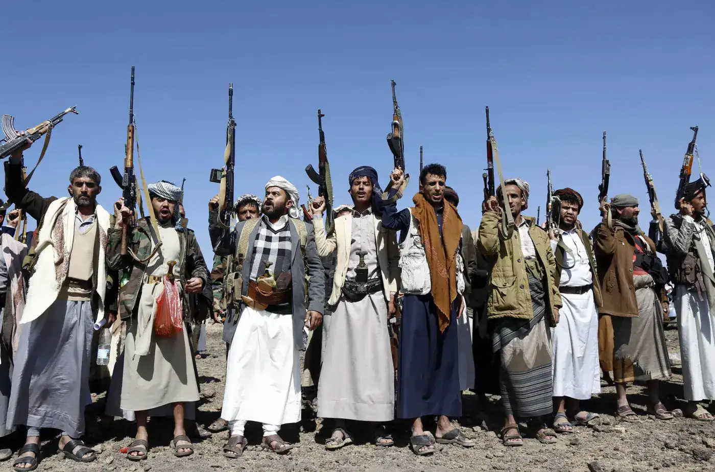 Yemen, per gli Houthi il sostegno dell’Egitto all’Arabia Saudita è “dichiarazione di guerra”