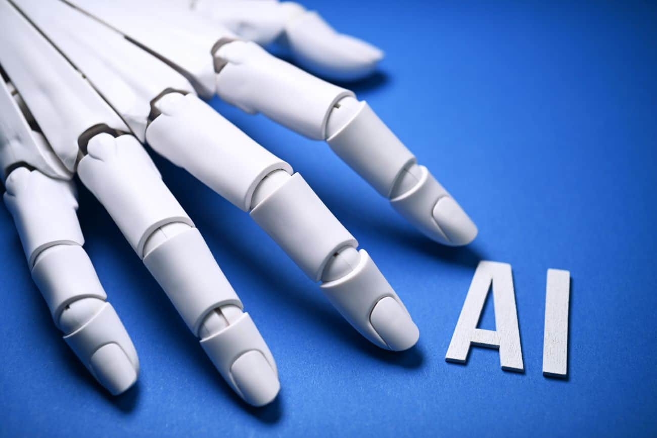Cooperazione tecnologica tra la Nato e l’Ucraina, l’intelligenza artificiale anticipa i droni e guida l’artiglieria